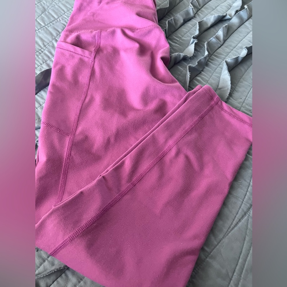 Used light purple leggin